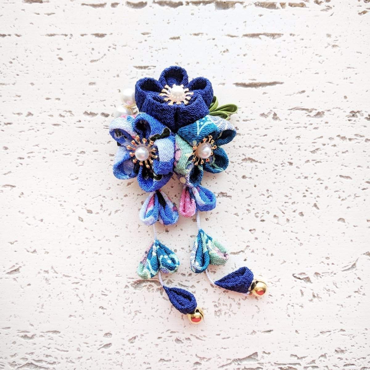 Plum Blossoms Dangle Hair Clip - Blue Patterned ( Discontinued )-