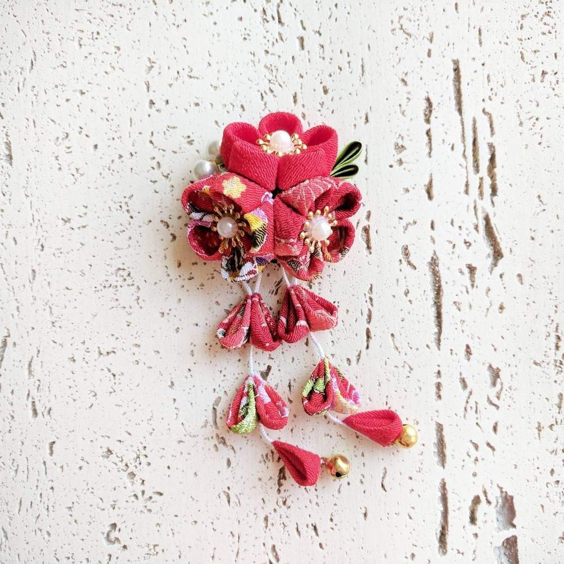 Plum Blossoms Dangle Hair Clip - Red Patterned ( Discontinued )-