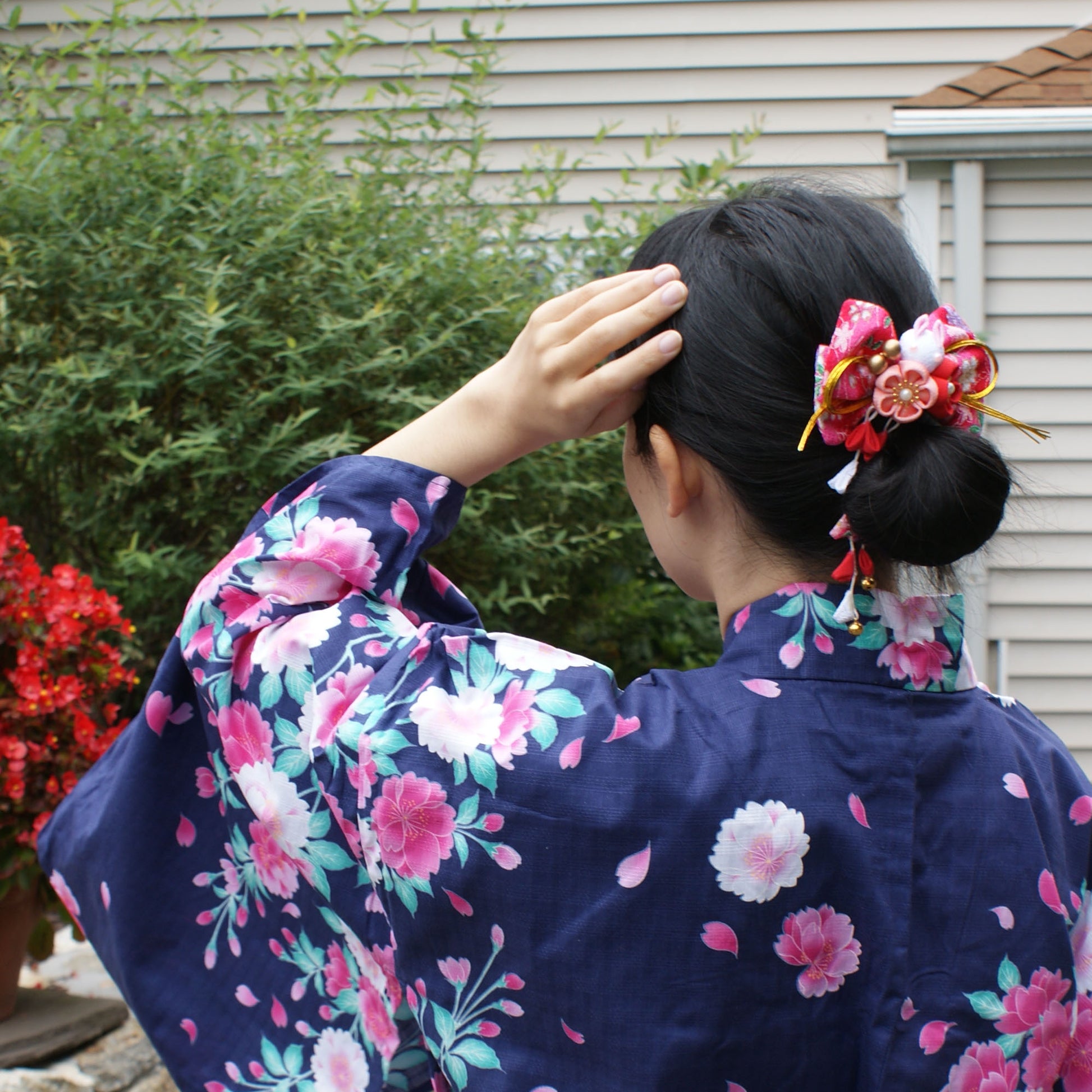 Yukata Kimono - Peonies Navy with model