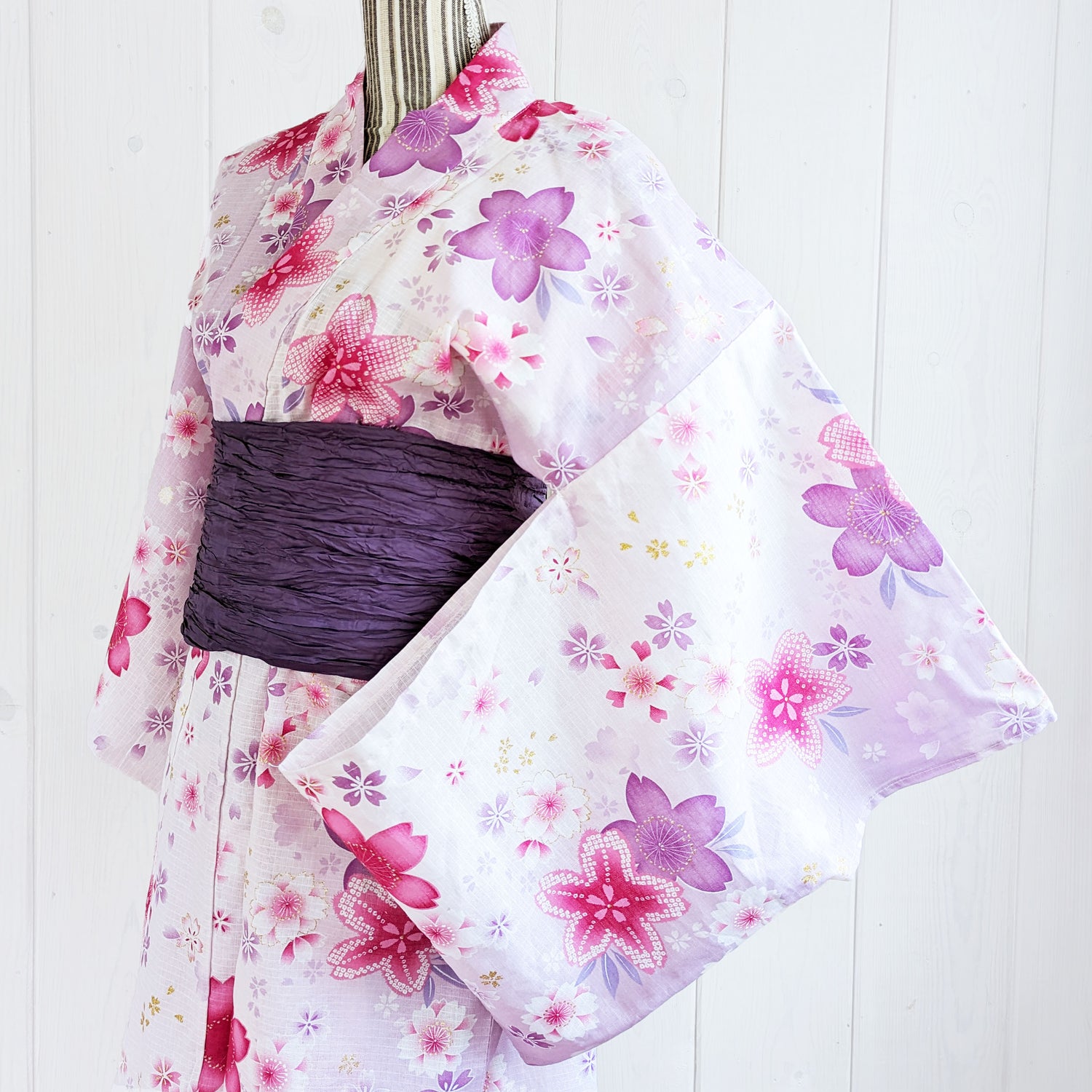 Japanese Women's Yukata Kimono - Pink and Purple Cherry Blossoms in Gradient White Purple