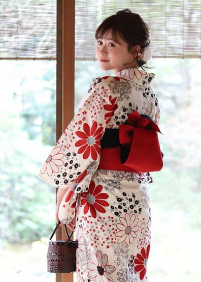 Yukata Kimono - Floral White